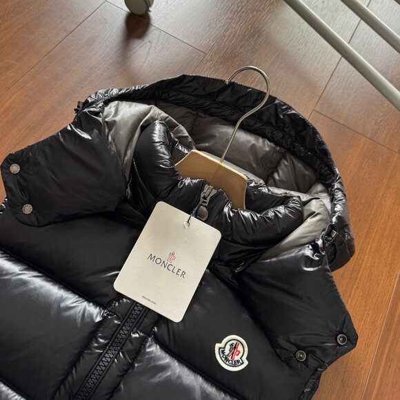 Moncler Black Warm Winter Hooded Down Vest M/2 - Picture 3 of 9